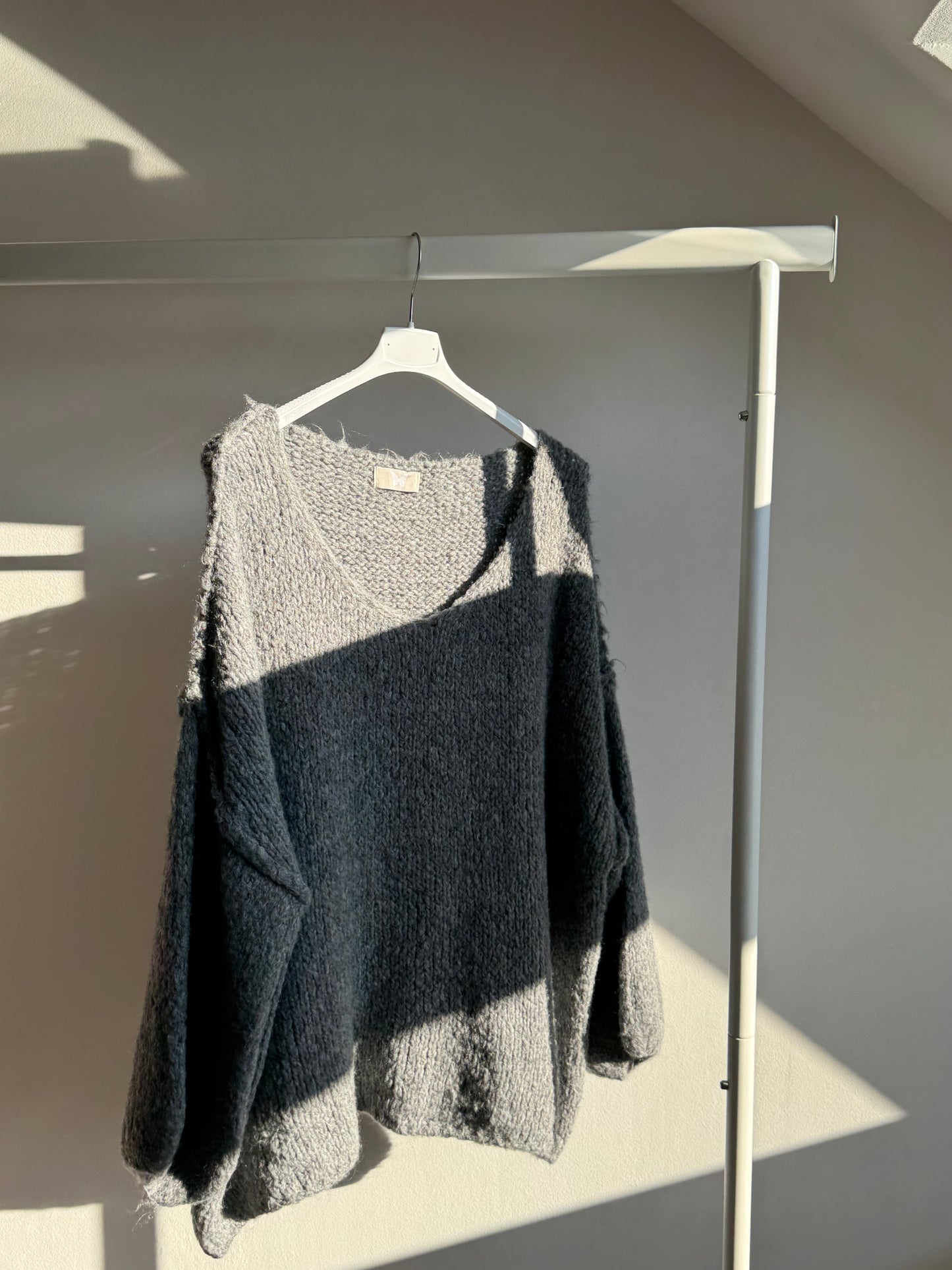 Basic Pullover Soft Frame