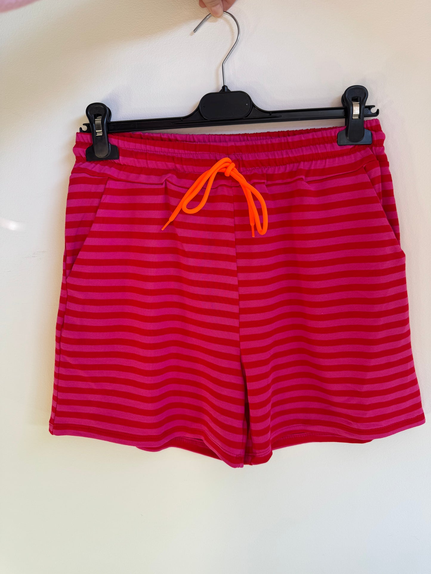 Kurze Hose - Big Stripes