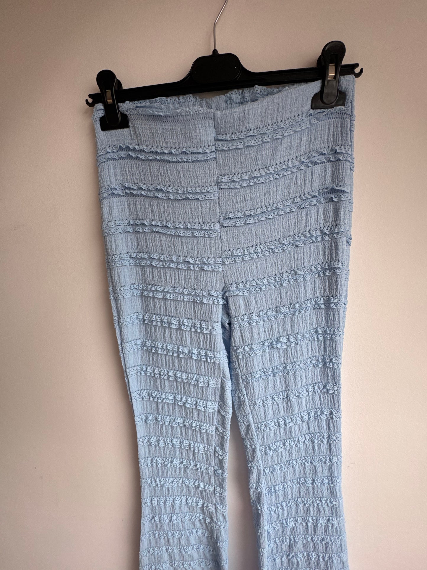 Hose mit Rüschen - Nova