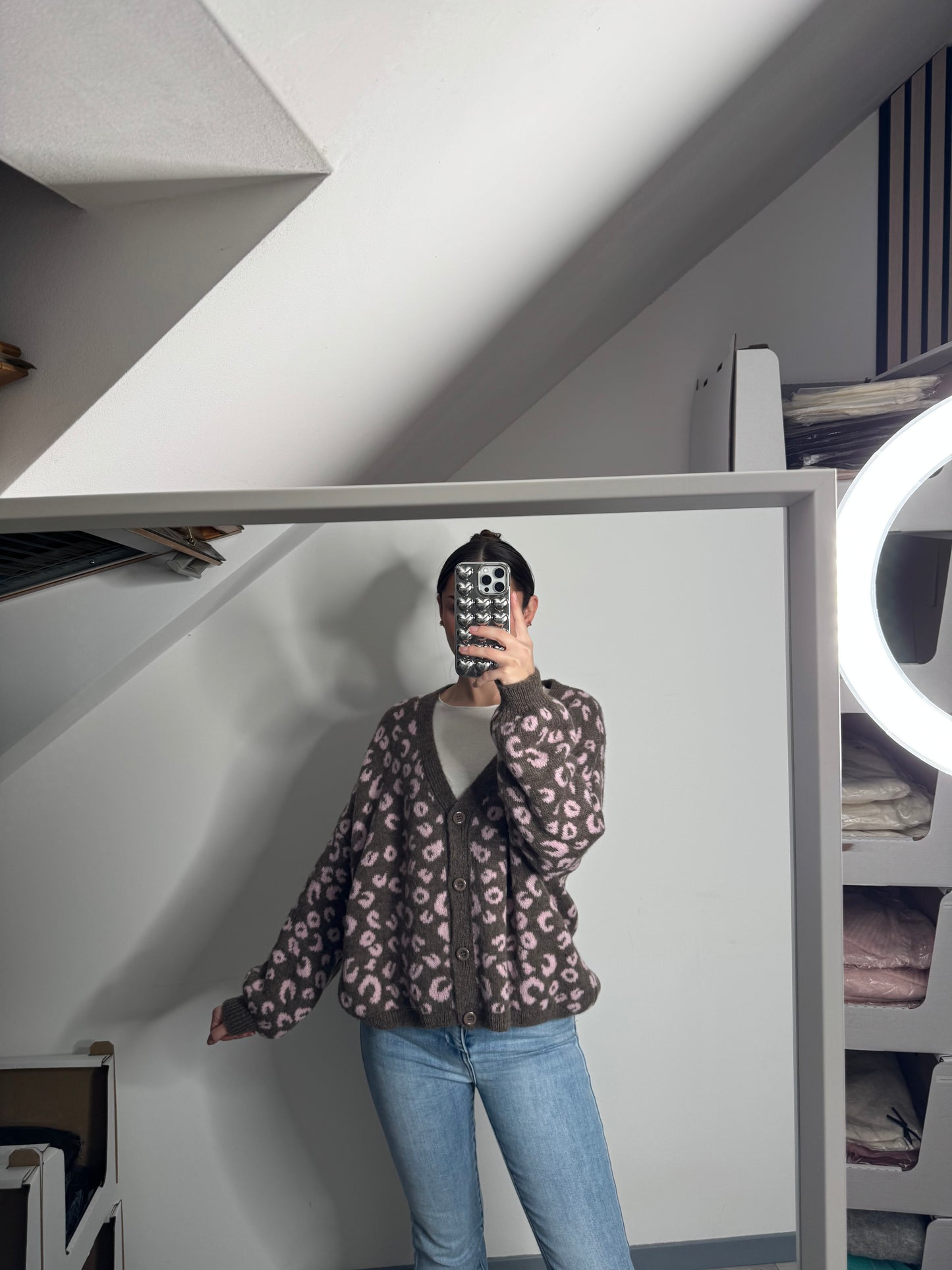 Cardi Leo