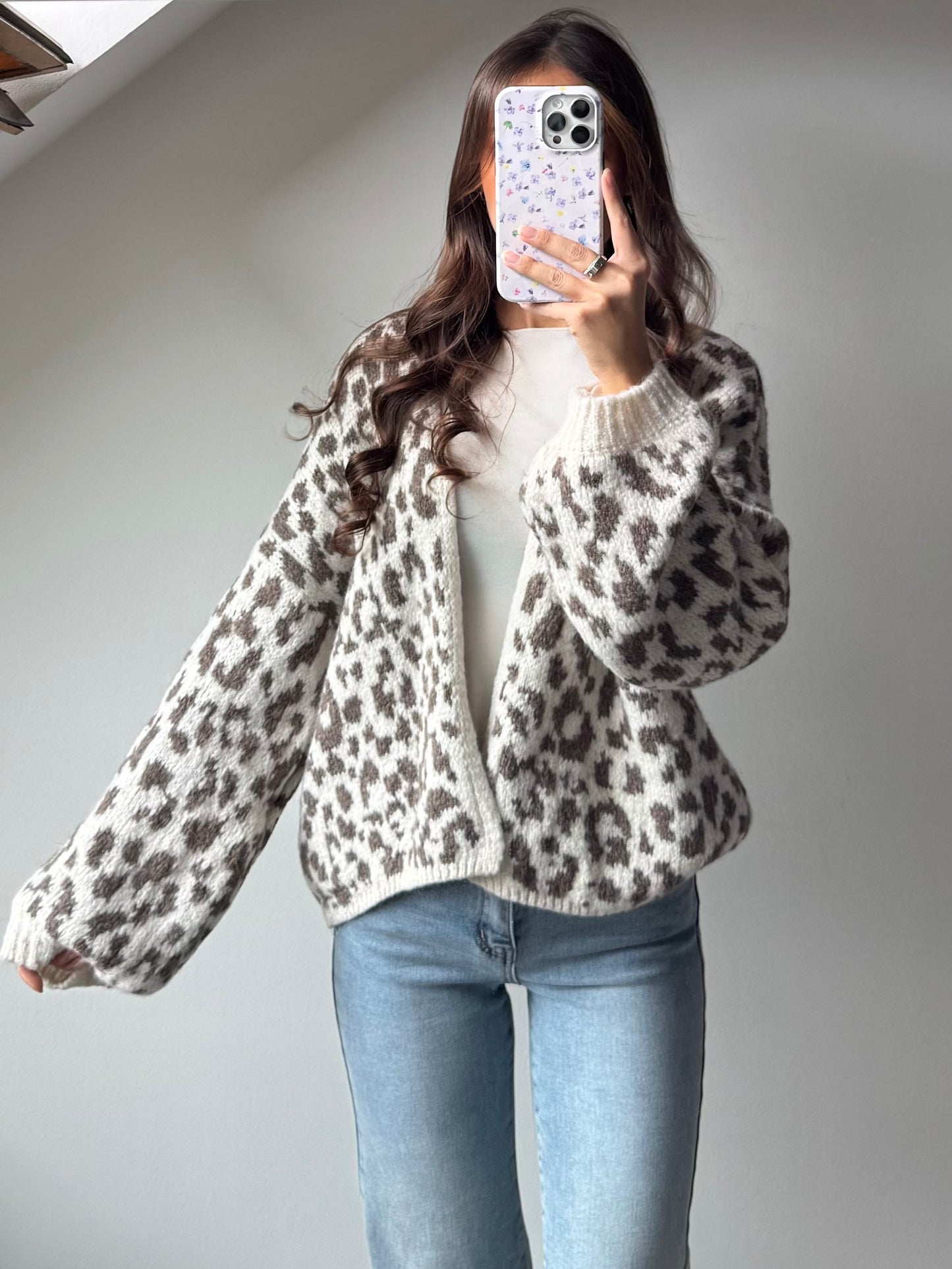 Cardi Leo