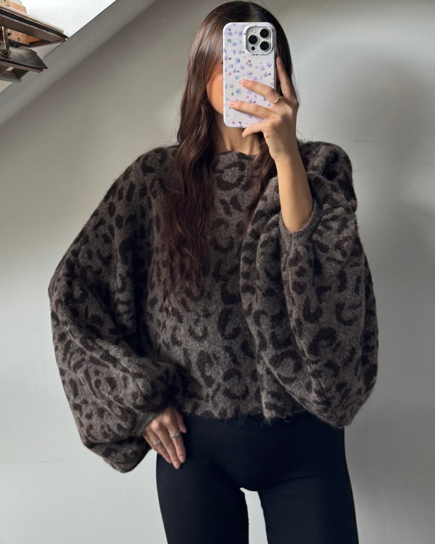 Dreamy Knit Leo