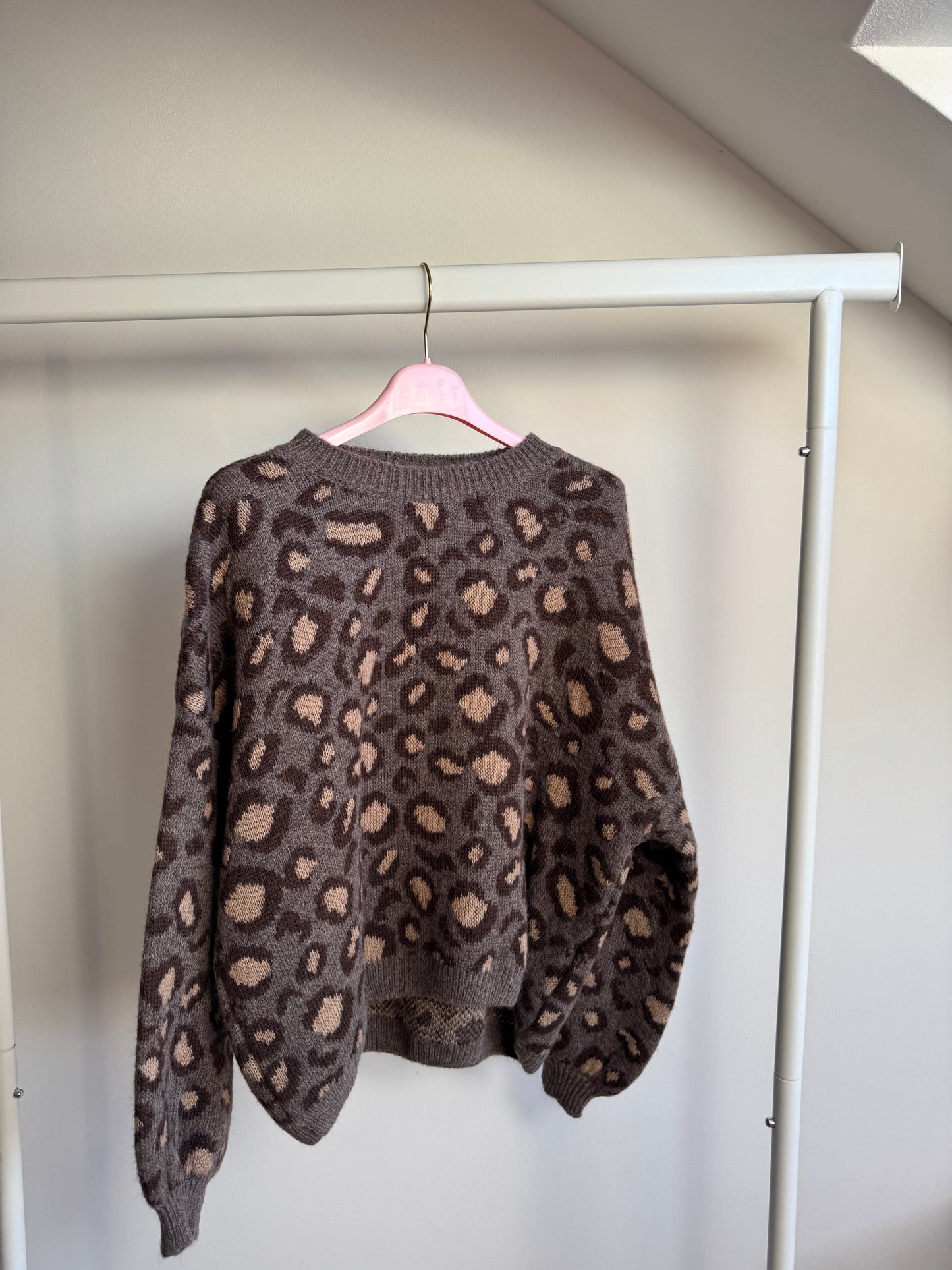 Basic Pullover - Leo