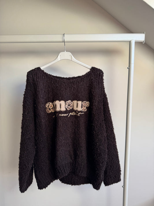 Bouclé Pullover „Amour“