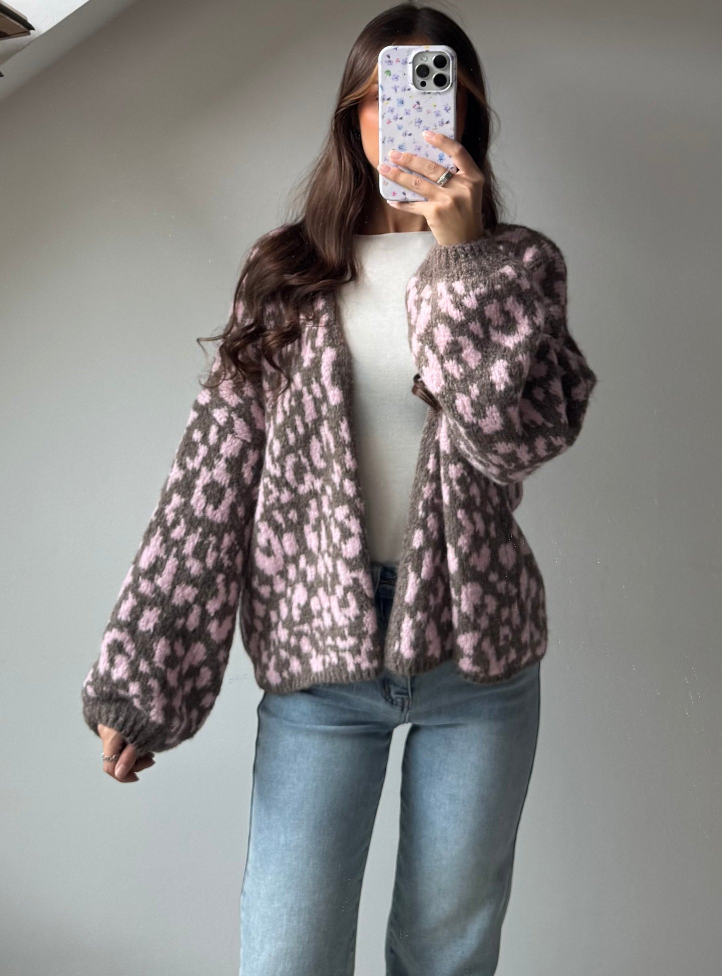 Cardi Leo