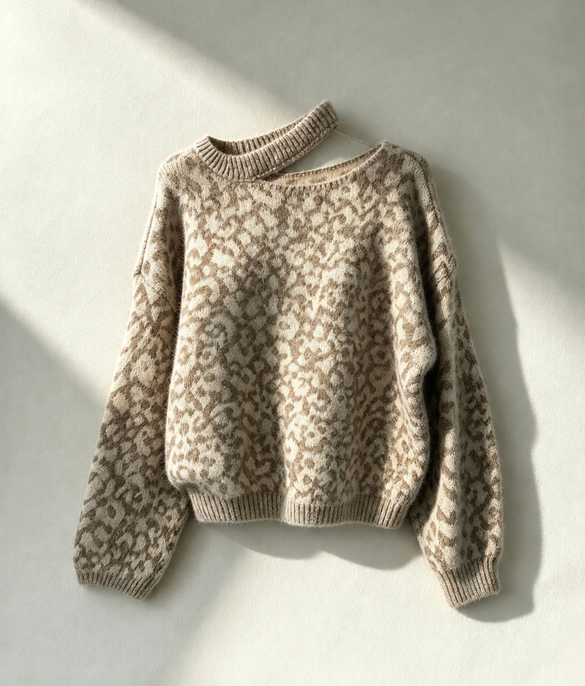 Pullover im Leo Print