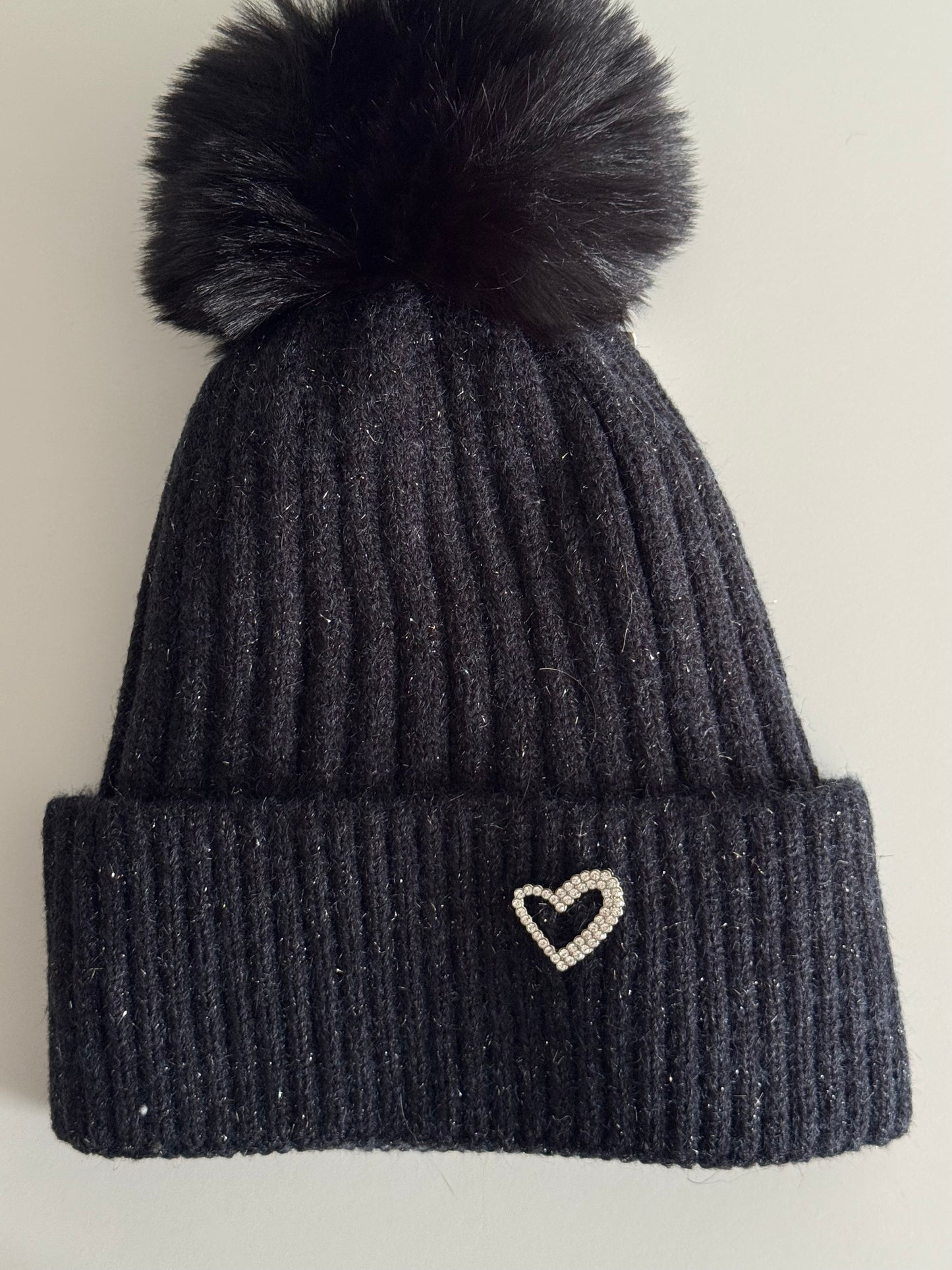 Mütze mit Bommel - Herzi