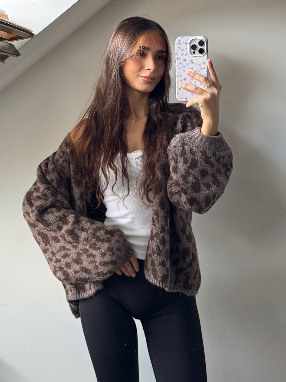 Cardi Leo