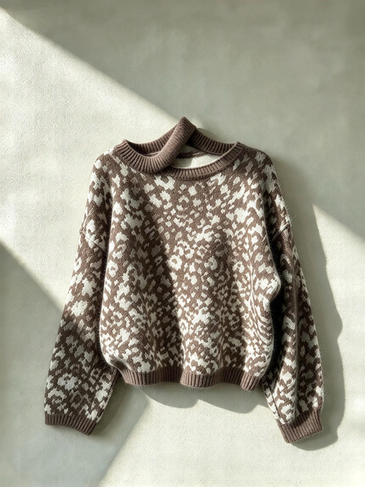 Pullover im Leo Print