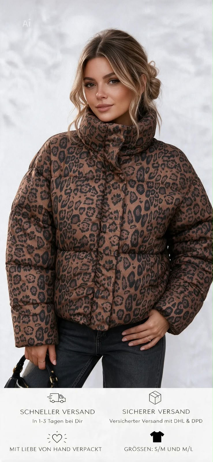 Damen Kurze Oversize Leoparden Daunenjacke – XXL Stehkragen, Stepp-Effekt & Modisch Schicker Stil