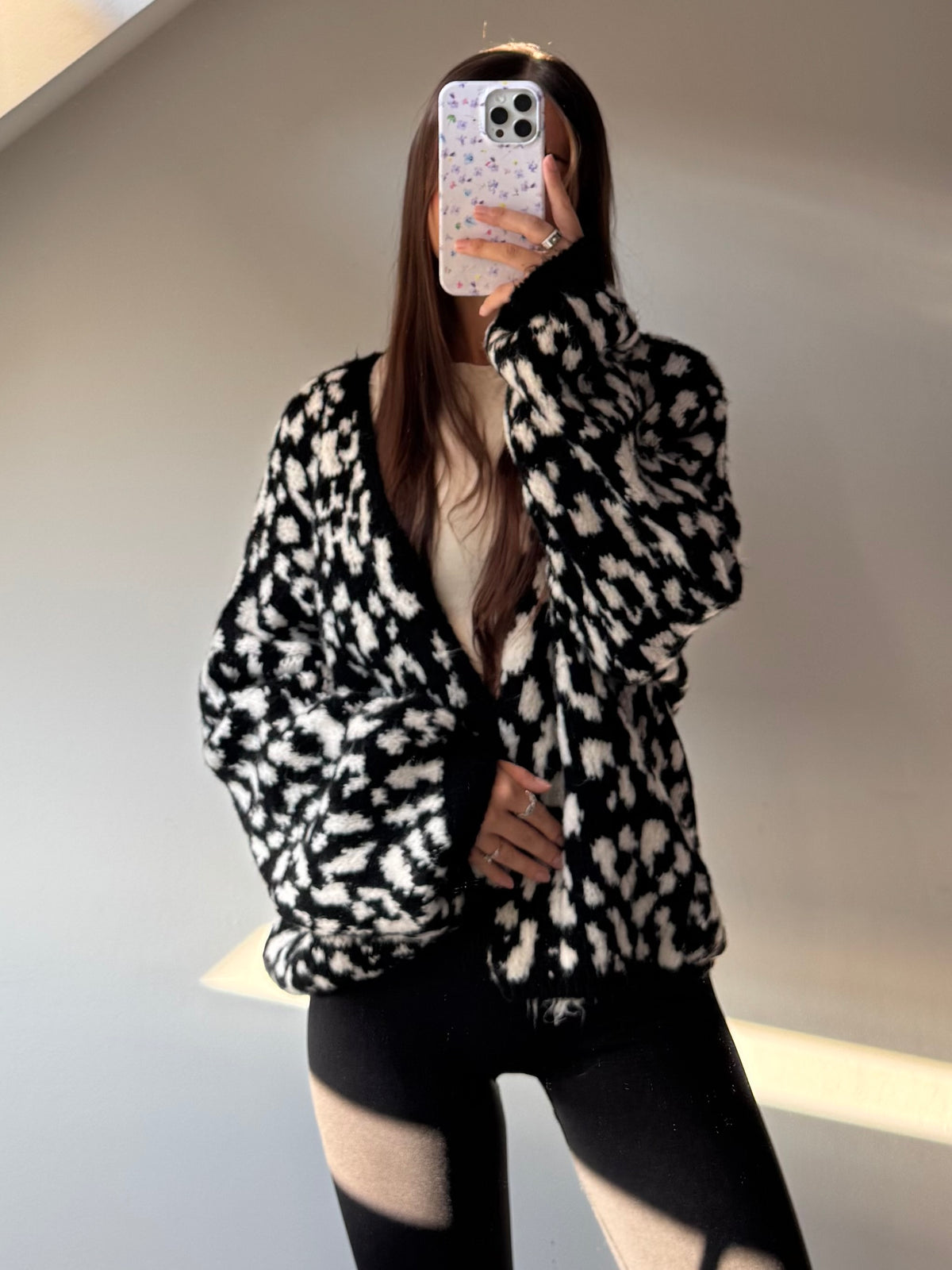 Cardi Leo