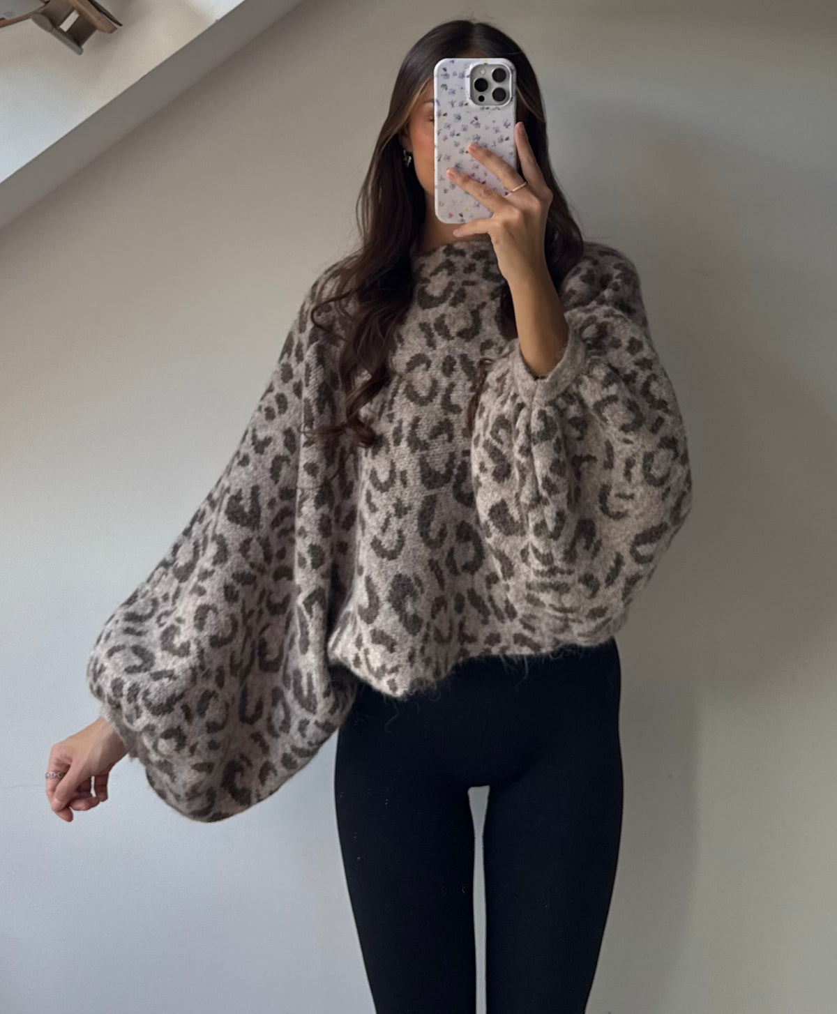Dreamy Knit Leo