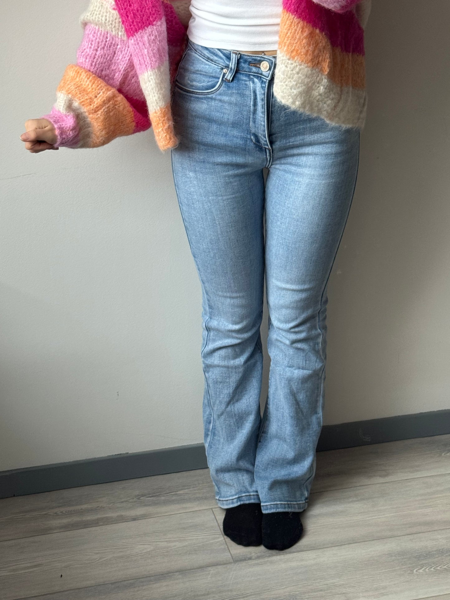 Flare Fit Jeans - Regular