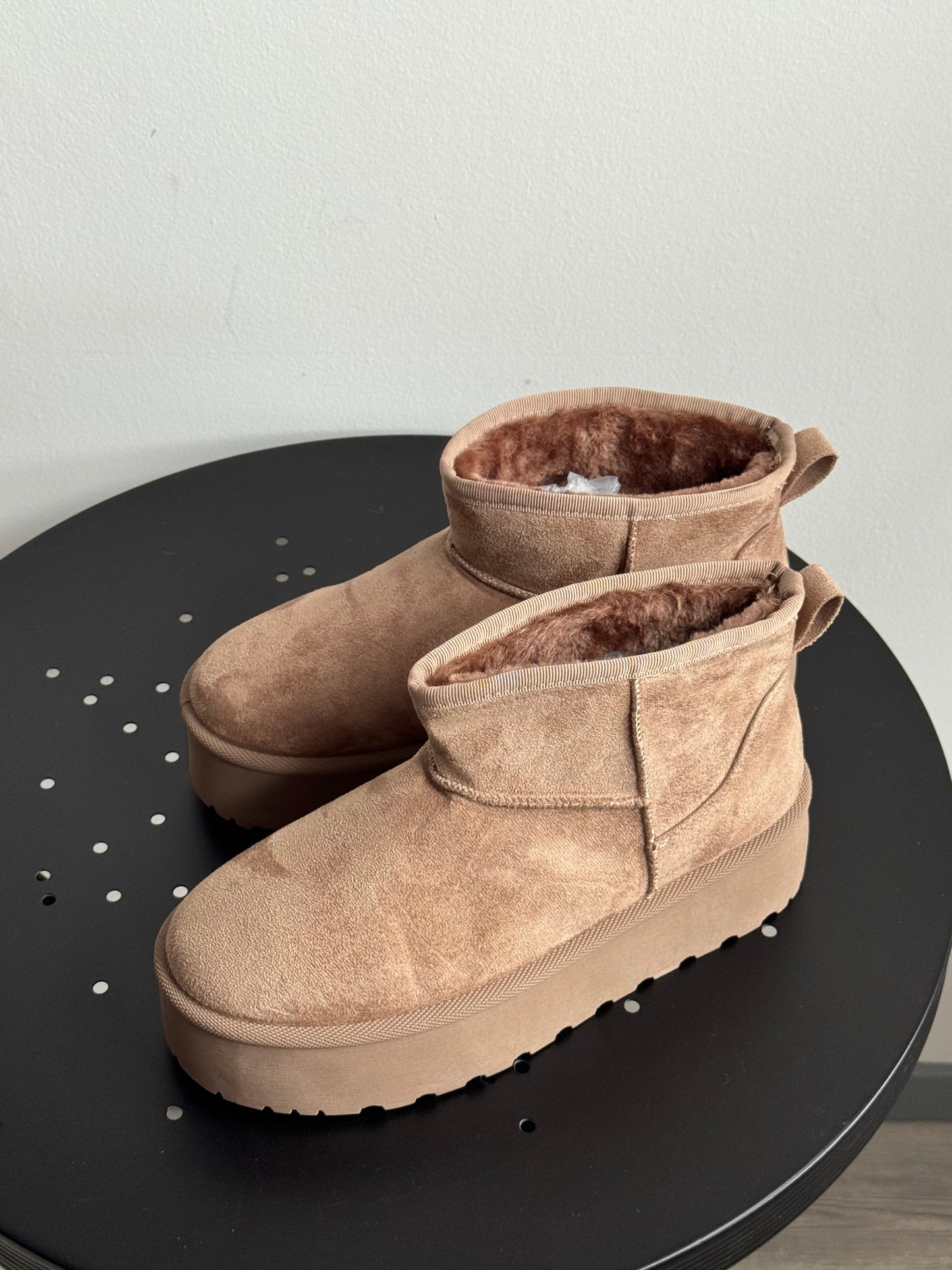 Mini Boots mit Plateau