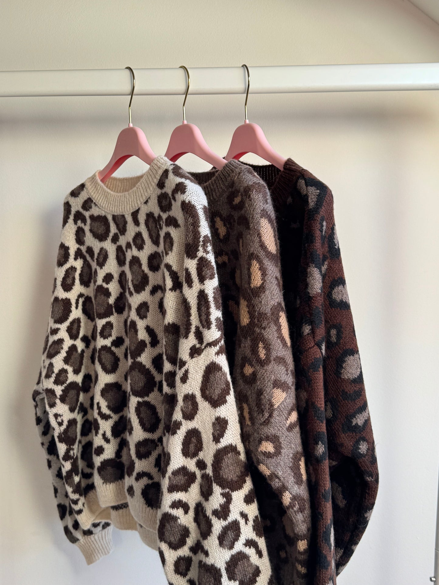 Basic Pullover - Leo