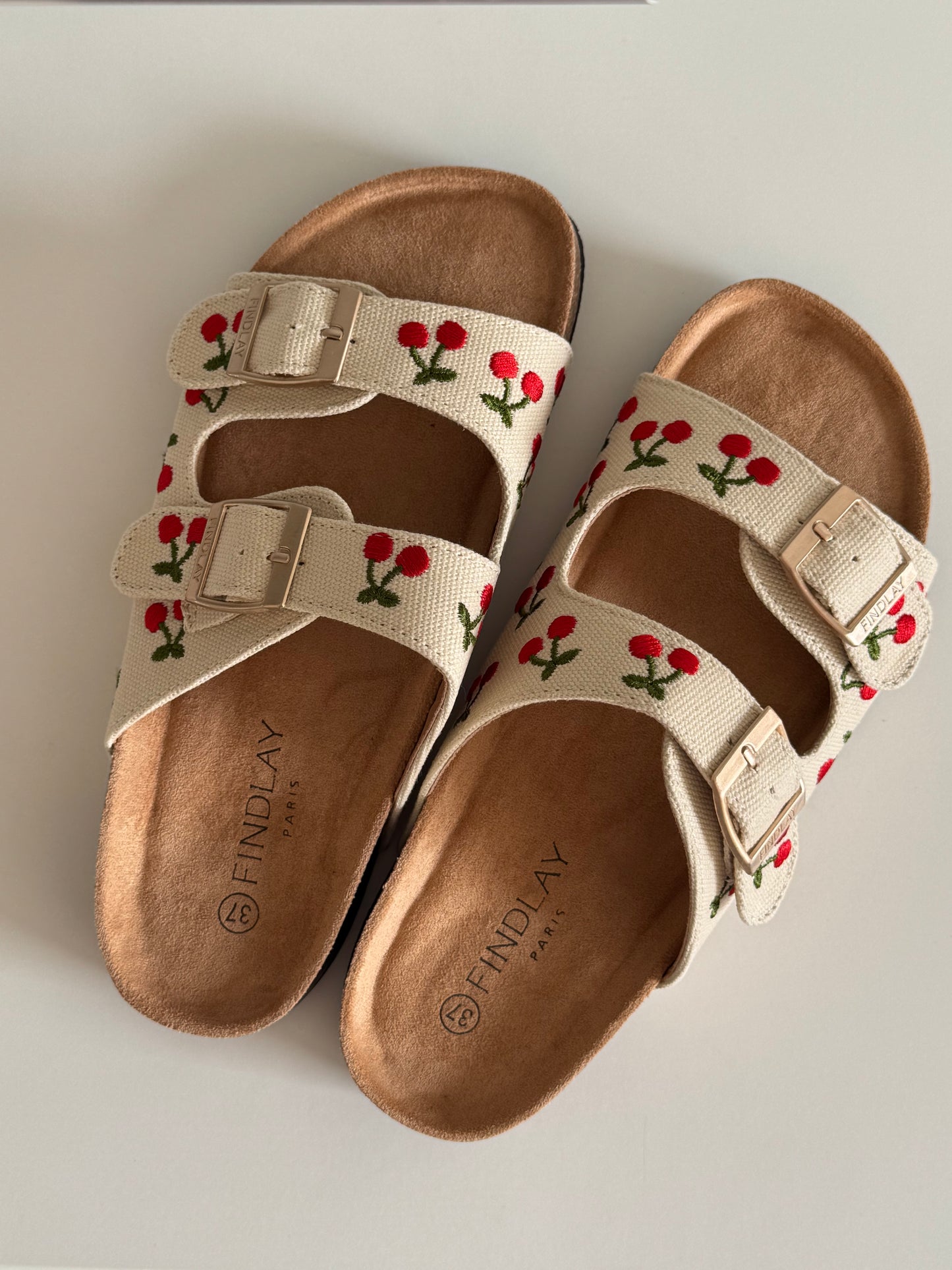 Sandalen Kirschi