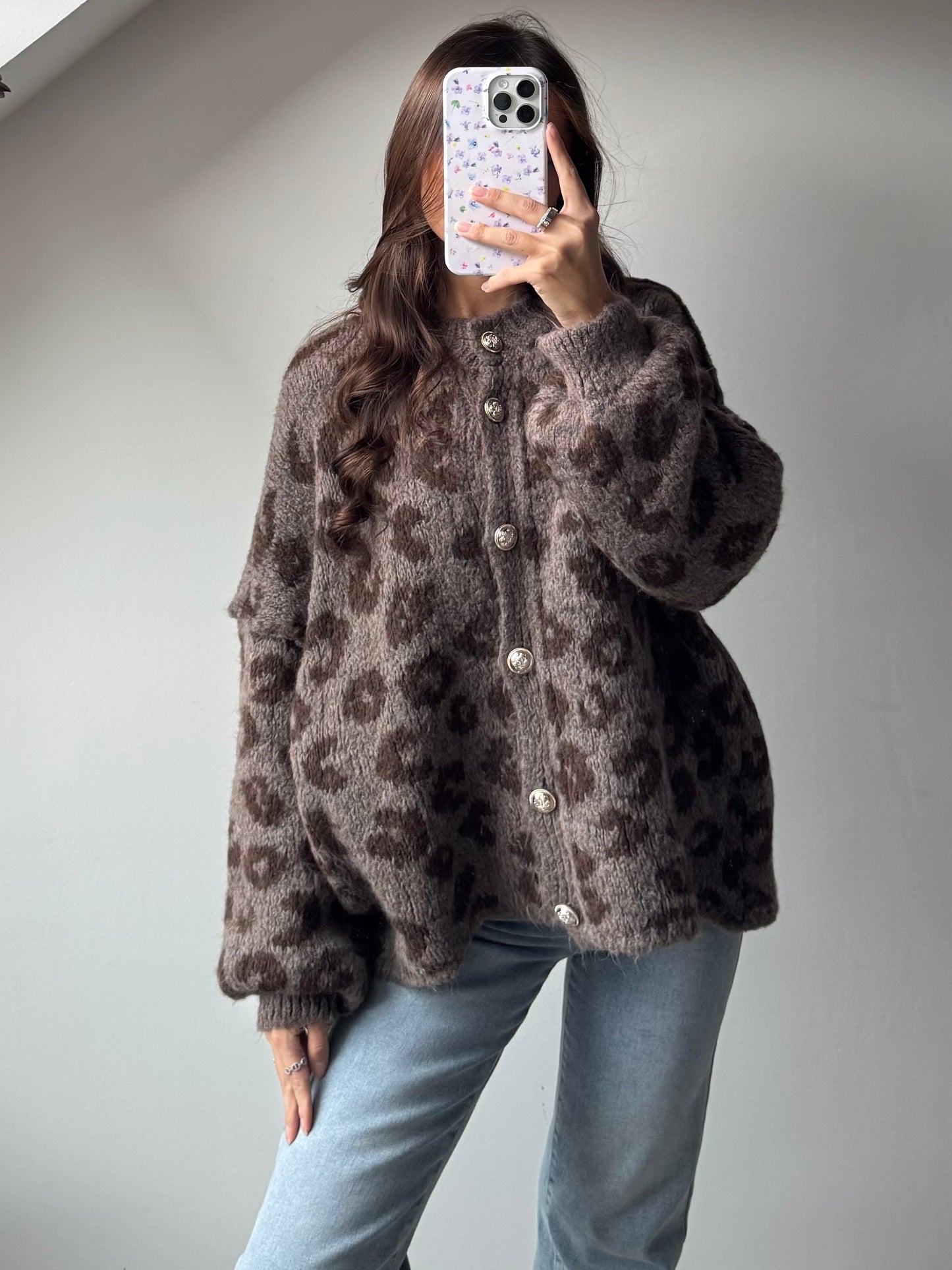 Cardi Milow Leo