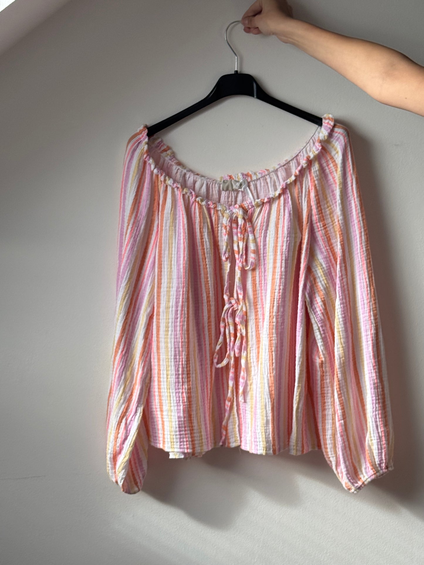 Bluse mit Schleifen - Pastellzauber