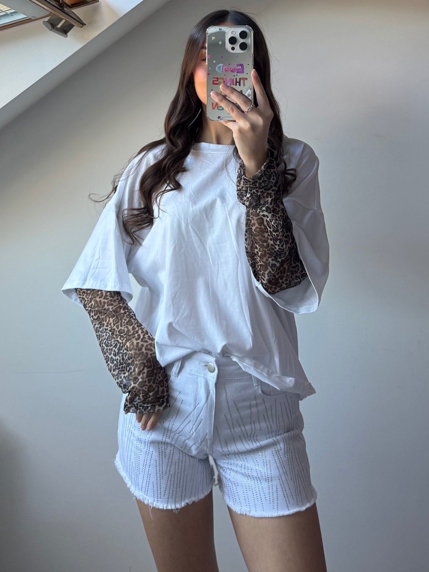 Shirt mit Leo Details