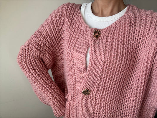 Strick Cardi - Goldene Knöpfe