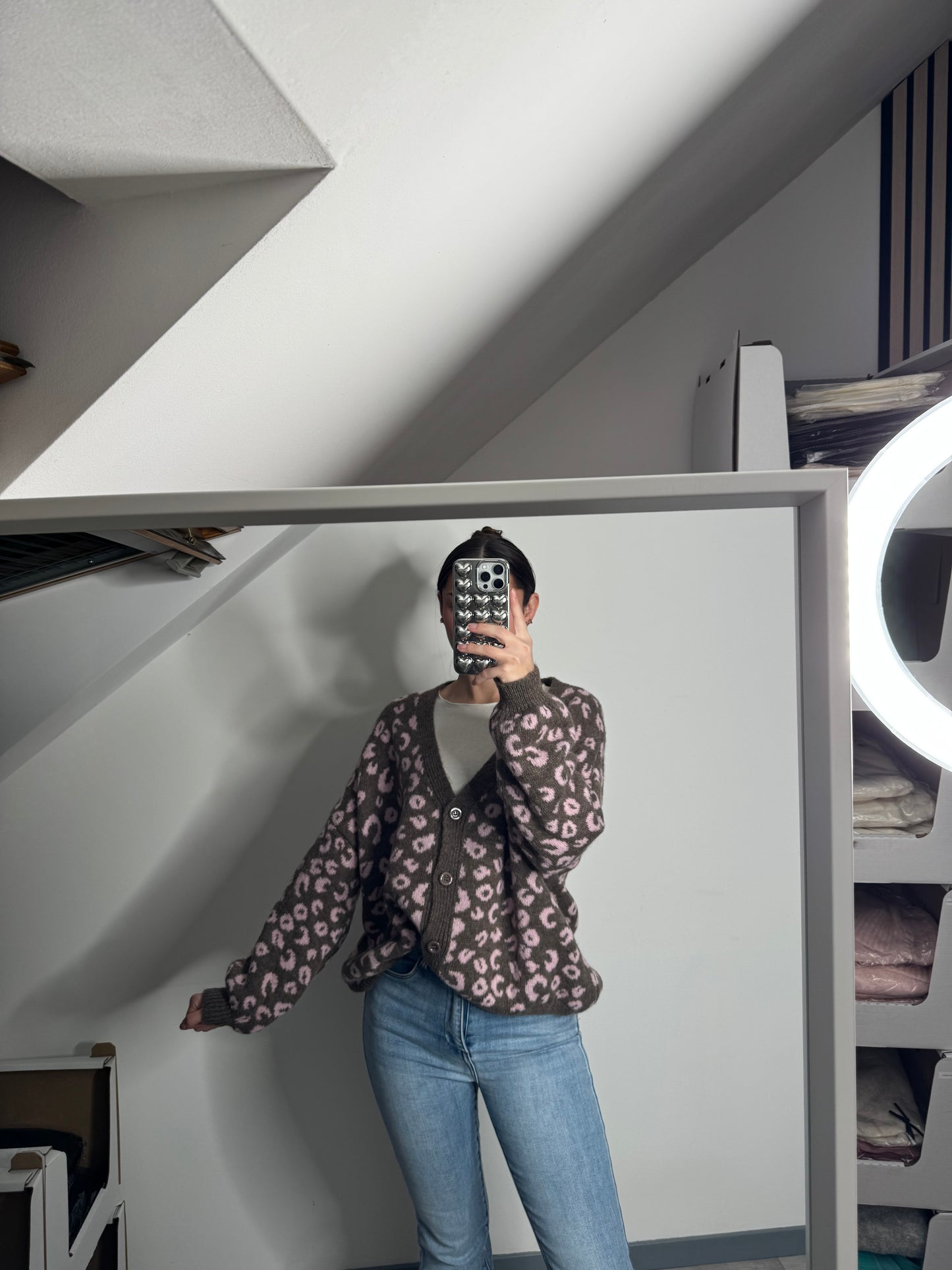 Cardi Leo