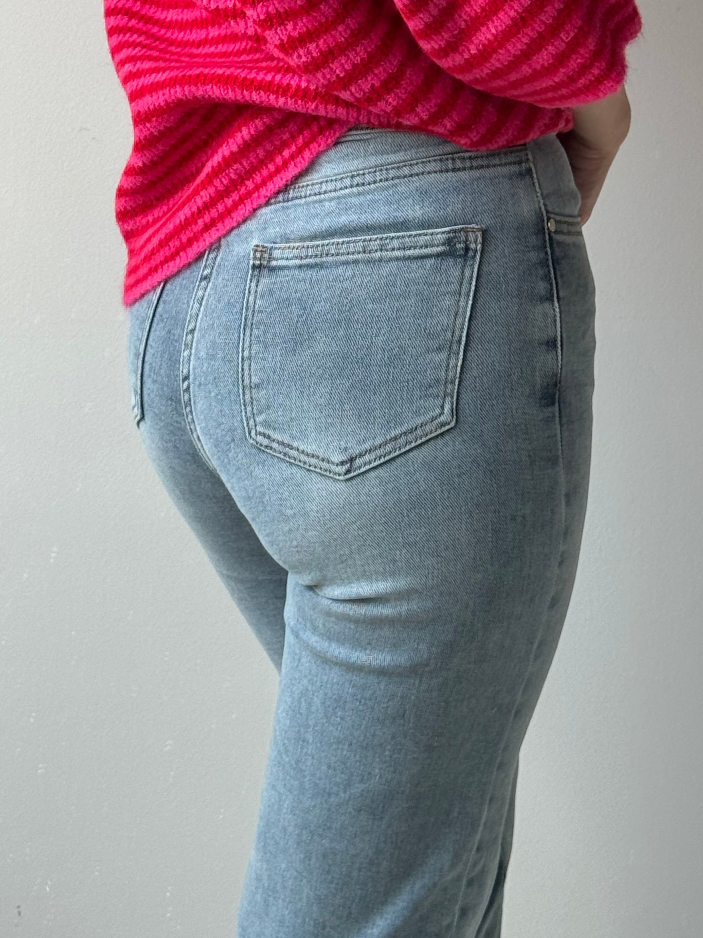 Straigt Leg Jeans