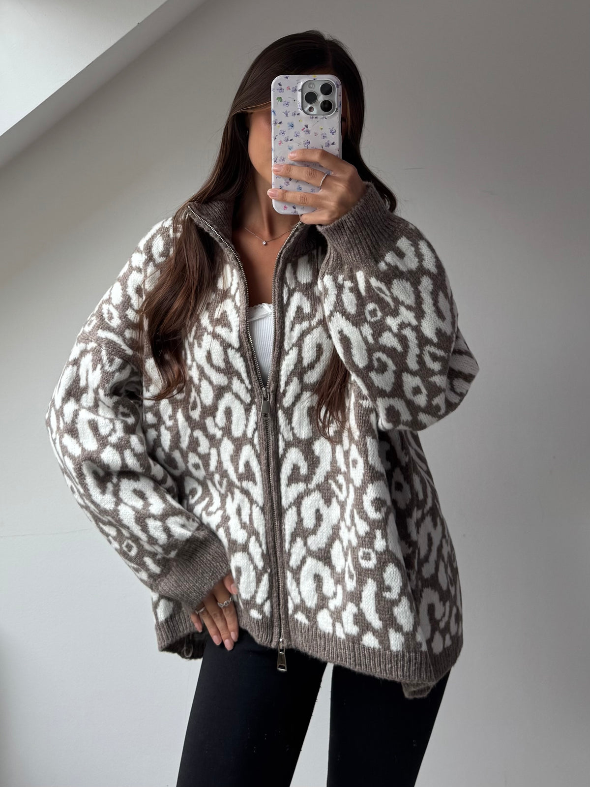 Zip Leo