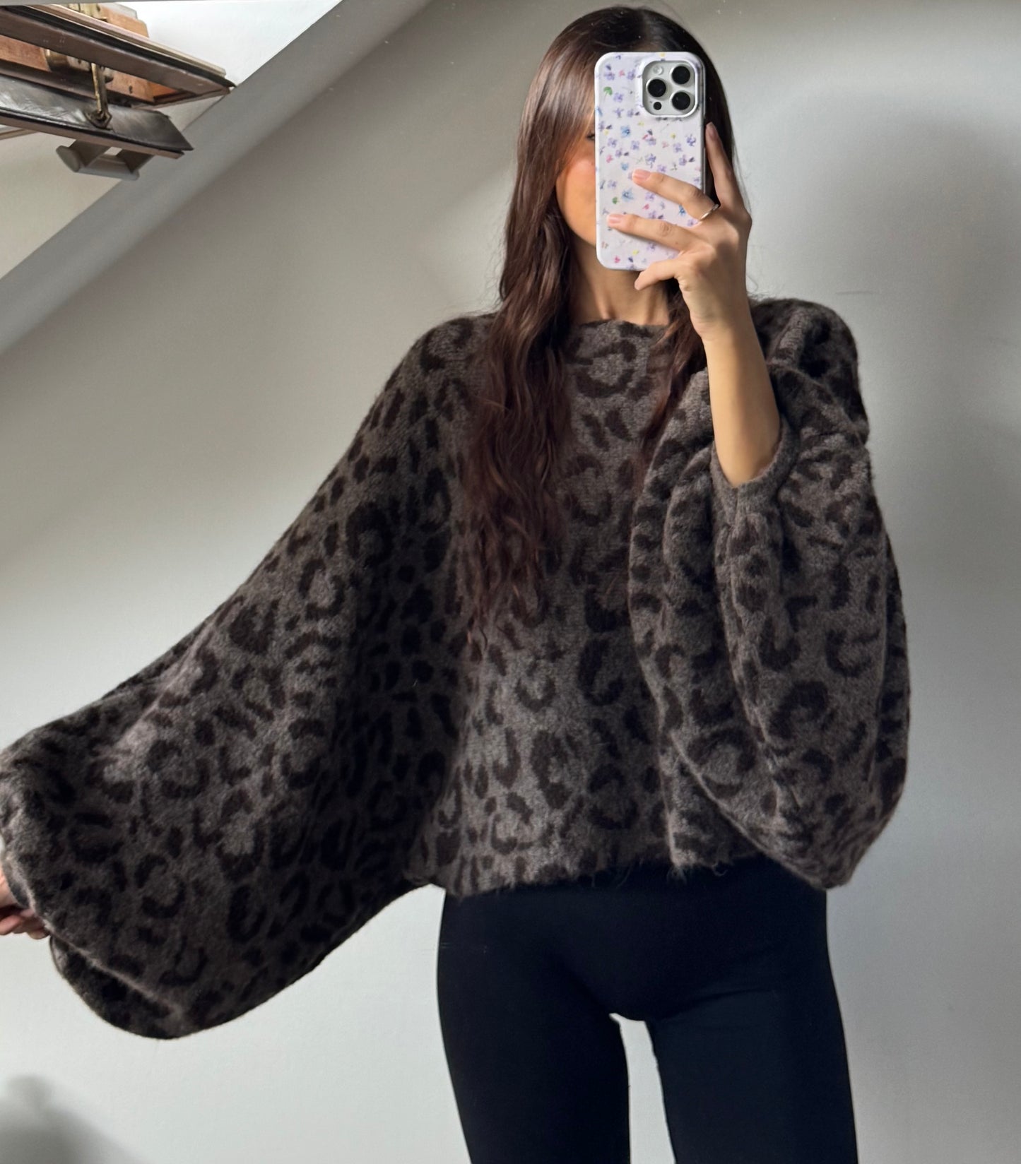 Dreamy Knit Leo