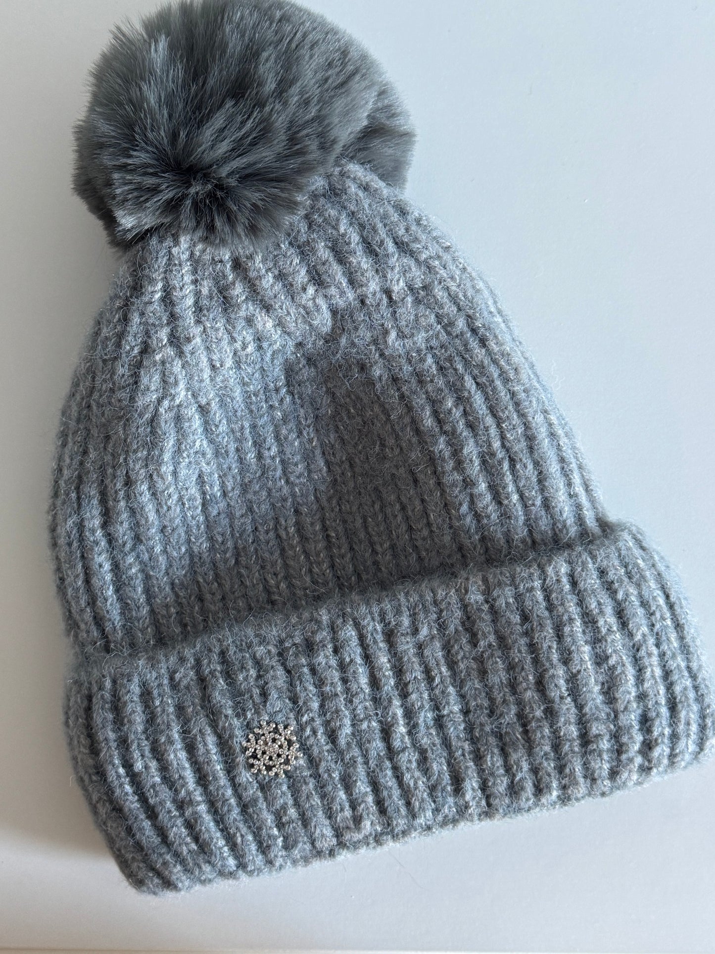 Mütze mit Bommel - Schneeflocke