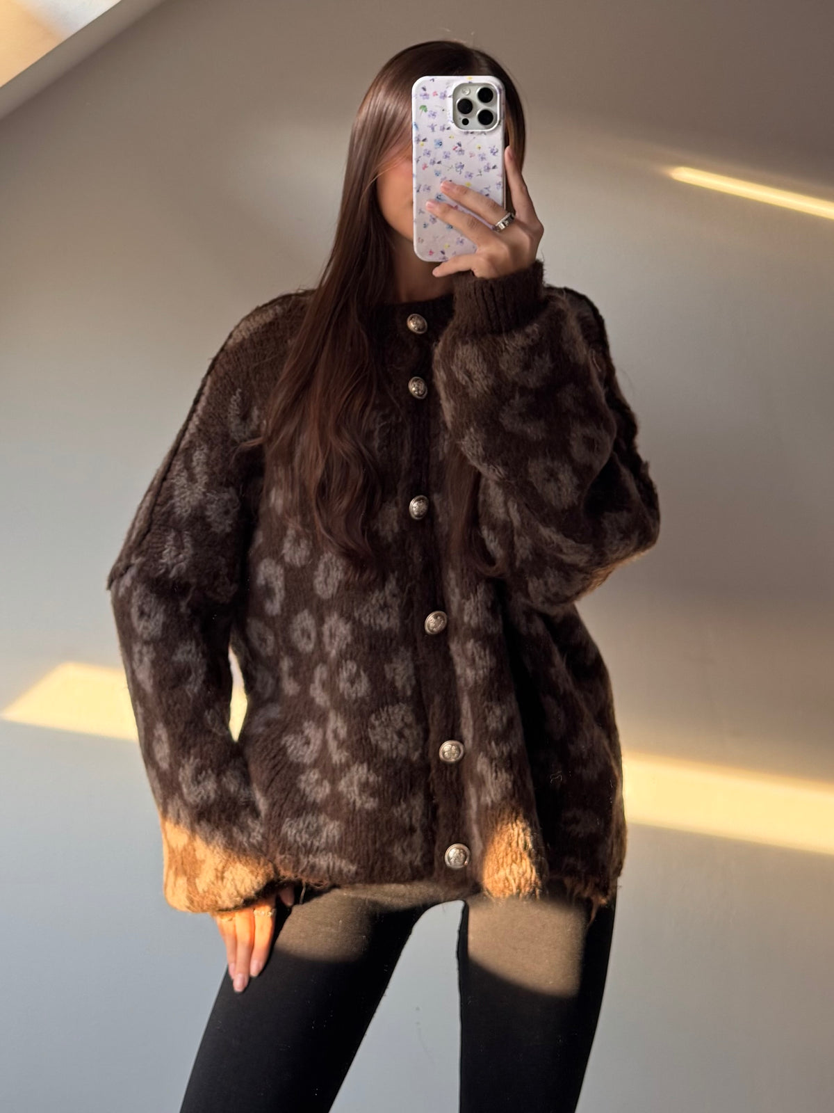 Cardi Milow Leo