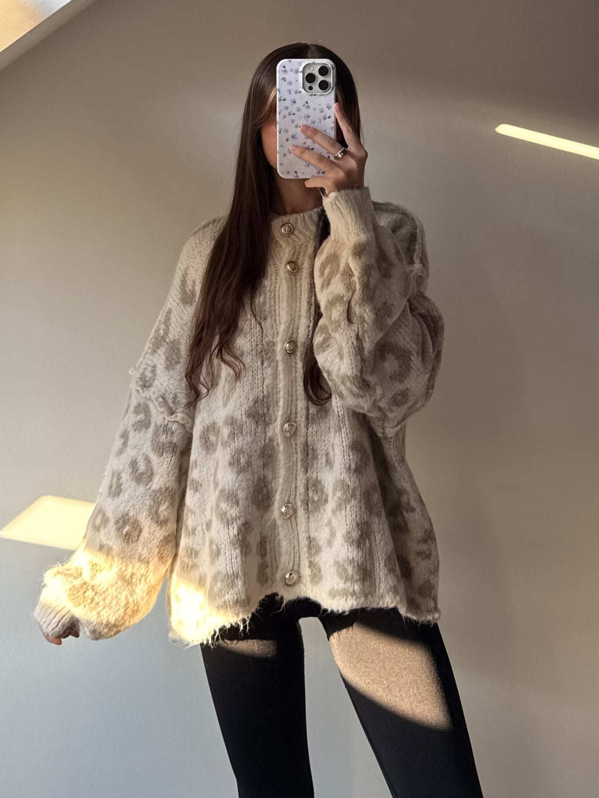 Cardi Milow Leo
