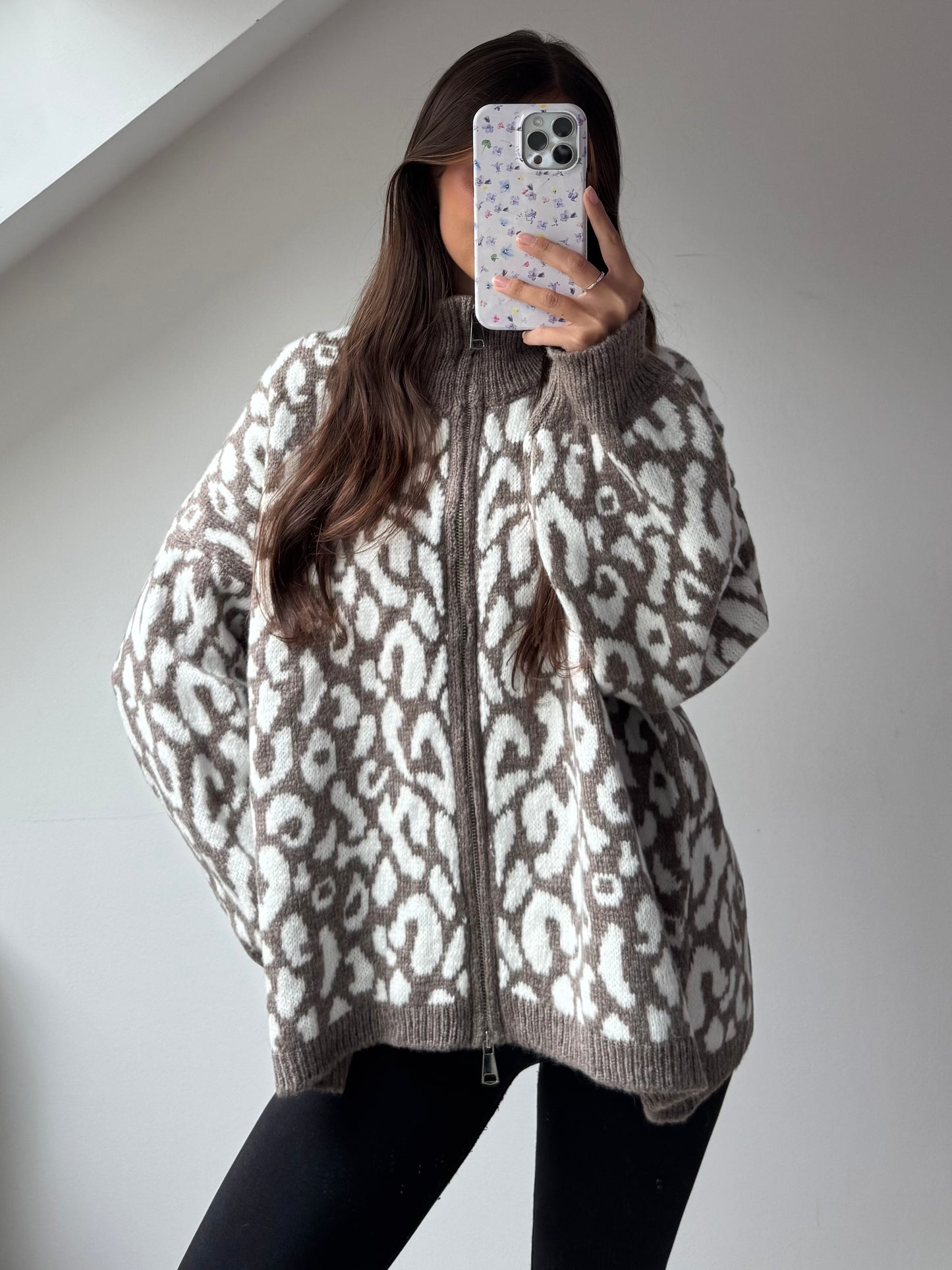 Zip Leo