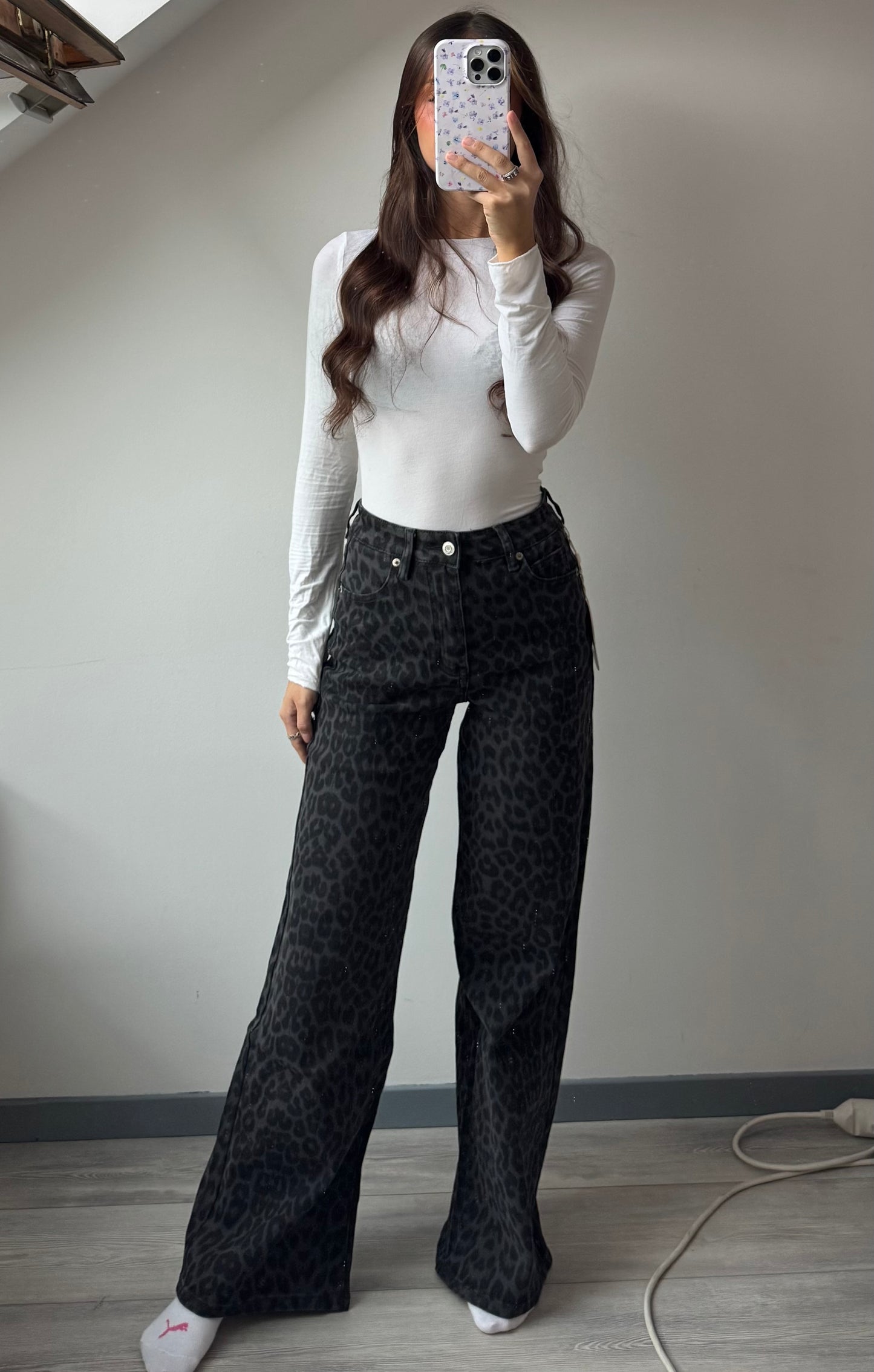 Wide Leg Leo